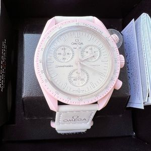 Moonswatch: MISSION TO VENUS Omega x Swatch